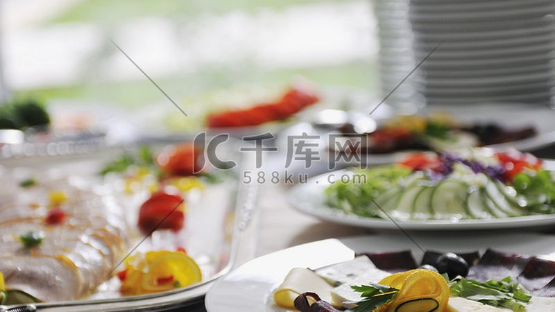 休闲食品批发：价格背后的考量因素
